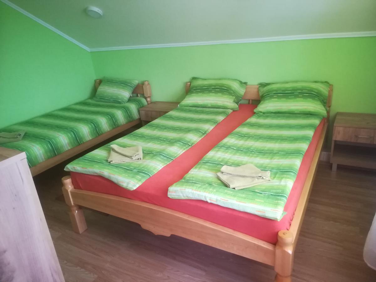 Hotel Sobe Tron Palić Esterno foto